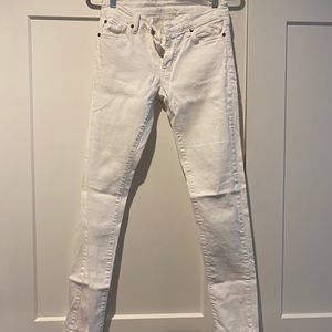 White skinny jeans